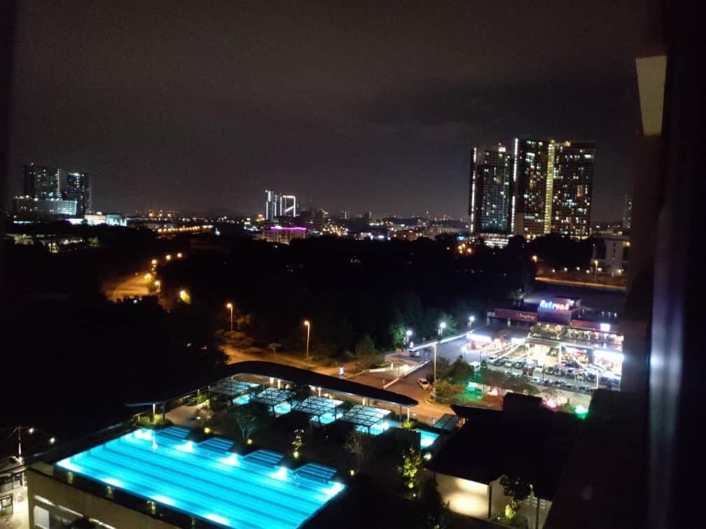 Cozy Studio Unit,Cyberjaya,Wifi, Netflix,Free Parking Dış mekan fotoğraf